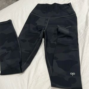 Alo leggings